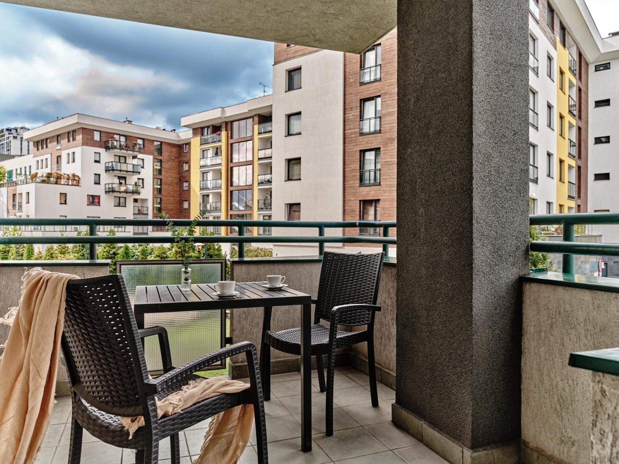 Apartamenty Media Park Варшава Екстериор снимка
